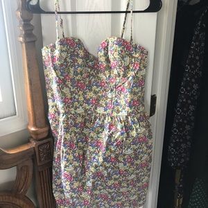 Cute summer dress VS PINK